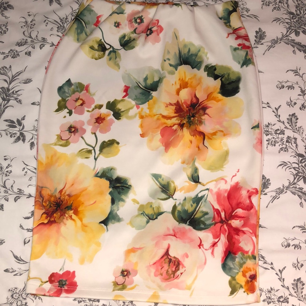 Suite Blanco Skirt